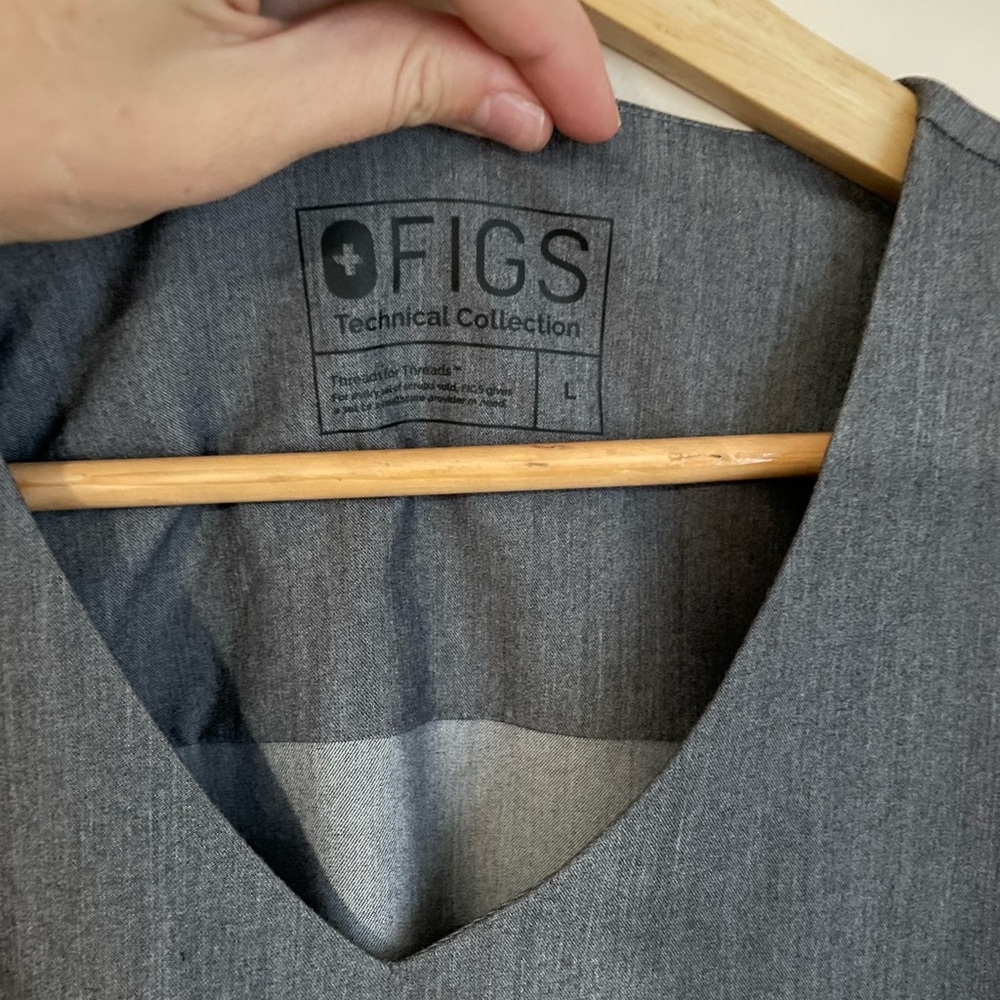 Figs Charcoal V-Neck Scrub Top - Picture 2 of 2